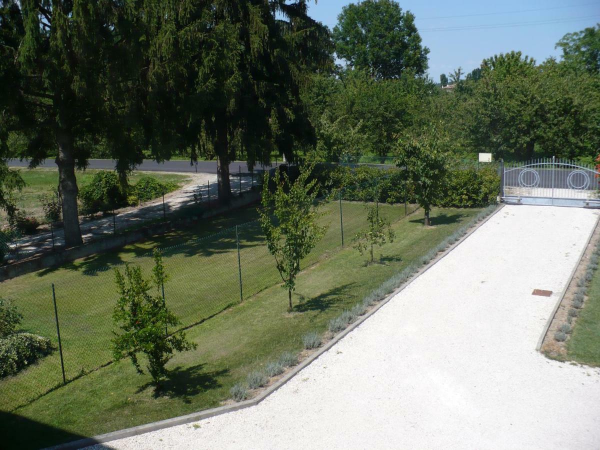 Villanova sull'ArdaL'Albero Della Gioia住宿加早餐旅馆 外观 照片