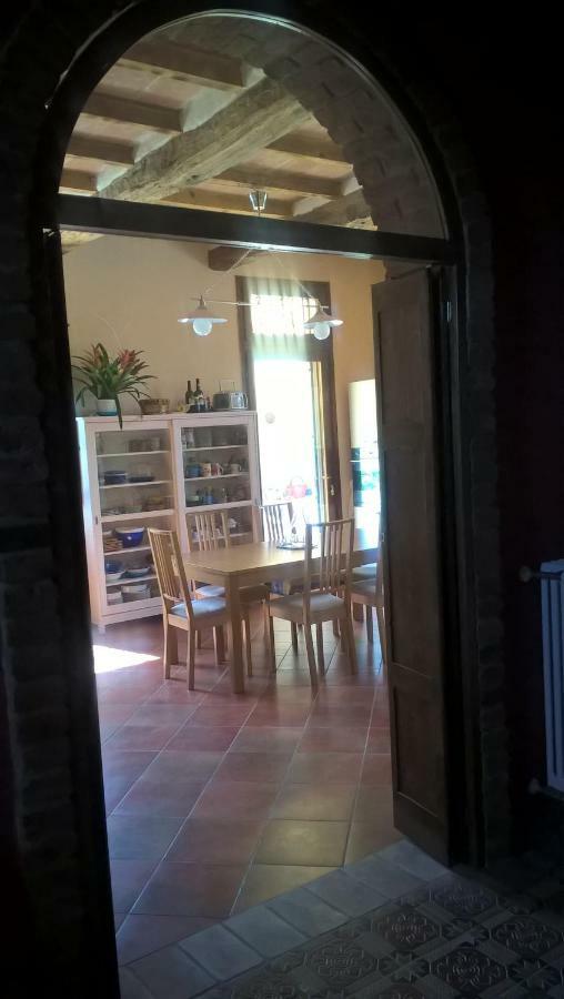 Villanova sull'ArdaL'Albero Della Gioia住宿加早餐旅馆 外观 照片